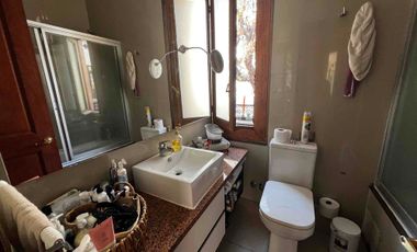 oportunidad ! casa refraccionada en el barrio Concha y Toro