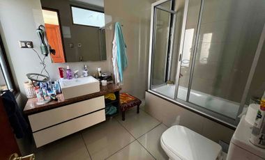 oportunidad ! casa refraccionada en el barrio Concha y Toro