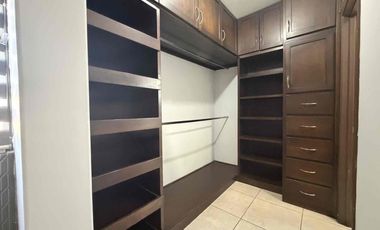 Casa en venta en Real de Quiroga – Sección Madrigal