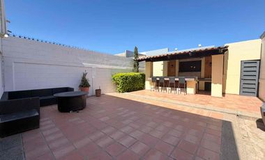 Casa en venta en Real de Quiroga – Sección Madrigal