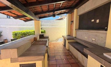 Casa en venta en Real de Quiroga – Sección Madrigal