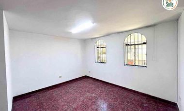 CASA DE 3 PISOS EN VENTA JIRON GUADALUPE, CAJAMARCA
