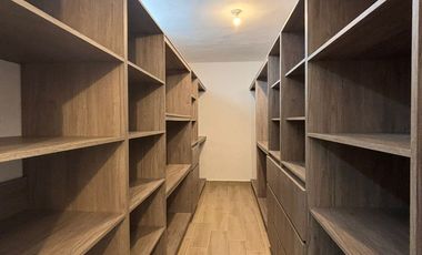 Casa con 140 m² Superficie de Terreno y 3 Recámaras en Renta en Montellán