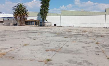 BODEGA COMERCIAL 4,300 m2 + 2,000 m2 Mezanine + TERRENO 15,000 m2