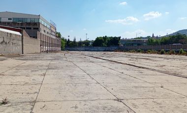 BODEGA COMERCIAL 4,300 m2 + 2,000 m2 Mezanine + TERRENO 15,000 m2