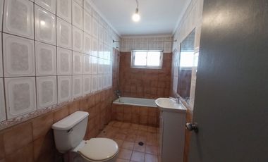 Casa en venta en Quilpué recién remodelada y con terreno