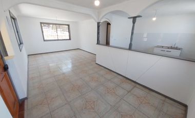 Casa en venta en Quilpué recién remodelada y con terreno