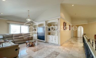Casa En Venta En Colonia Centro, Cortázar, Guanajuato