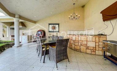Casa En Venta En Colonia Centro, Cortázar, Guanajuato