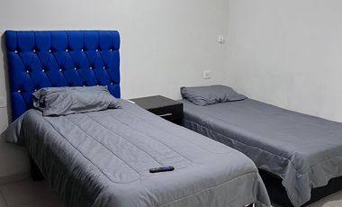 Departamento amueblado a una cuadra de la plaza machado