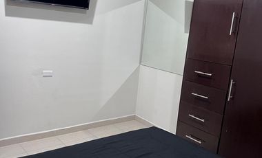 Departamento amueblado a una cuadra de la plaza machado