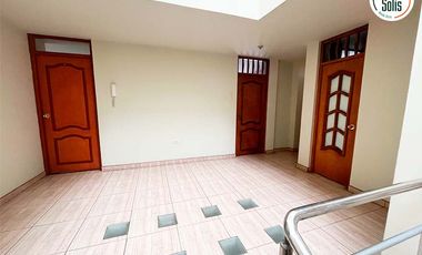 VENDO CASA DE 3 PISOS JR. JAVIER HERAUD, CAJAMARCA precio en USD (107)