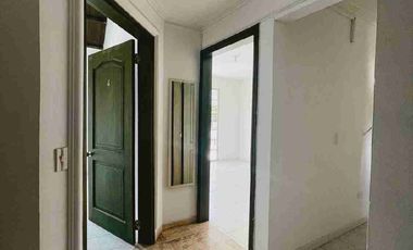 🏡Casa en Venta de 3 Niveles Barrio Manga.