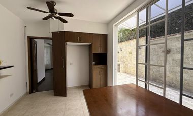 LINDO DEPARTAMENTO CON JARDÍN DE ARRIENDO/ALQUILER EN LA COMARCA CUMBAYÁ!!