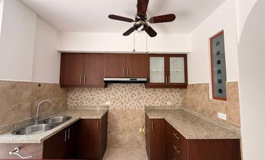 LINDO DEPARTAMENTO CON JARDÍN DE ARRIENDO/ALQUILER EN LA COMARCA CUMBAYÁ!!