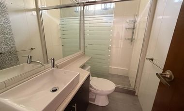 LINDO DEPARTAMENTO CON JARDÍN DE ARRIENDO/ALQUILER EN LA COMARCA CUMBAYÁ!!