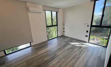 Se vende casa junto al lago en Aqua by cumbres