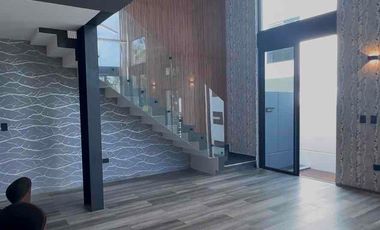 Se vende casa junto al lago en Aqua by cumbres