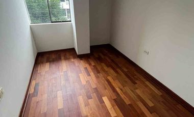 ALQUILO TRIPLEX  AV. MARIO URTEAGA, CAJAMARCA (017)