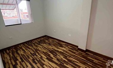 ALQUILO TRIPLEX  AV. MARIO URTEAGA, CAJAMARCA (017)