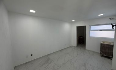 Renta $29,500 de Consultorio Médico frente a Urgencias del Hospital Santa María Chapalita