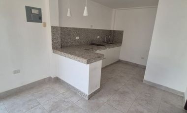 Departamento Semiamoblado en Alquiler en la Alborada, 1 Habitación, 1 Baño, Garaje, Norte de Guayaquil.