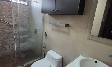 Departamento Semiamoblado en Alquiler en la Alborada, 1 Habitación, 1 Baño, Garaje, Norte de Guayaquil.