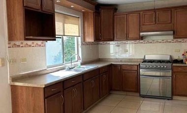 Casa dos plantas norte de Saltillo