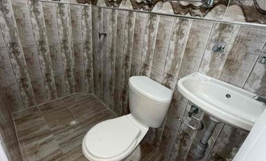 vendo  casa en la milagrosa primer piso con parqueadero carro