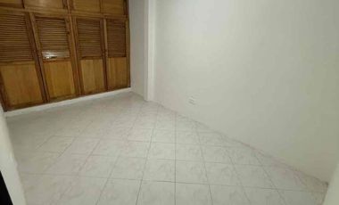 vendo  casa en la milagrosa primer piso con parqueadero carro