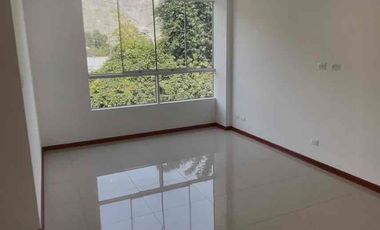 Vendo varios departamento en el mismo edificio