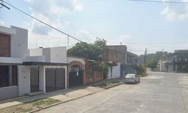 CASA EN VENTA EN VERACRUZ POZA RICA DE HIDALGO SANTA ELENA