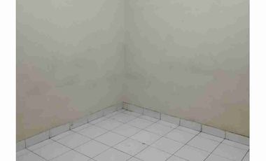 Disewakan rumah usaha lebar 6 jalan raya lebaar di kelapa gading jakut