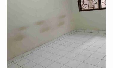 Disewakan rumah usaha lebar 6 jalan raya lebaar di kelapa gading jakut