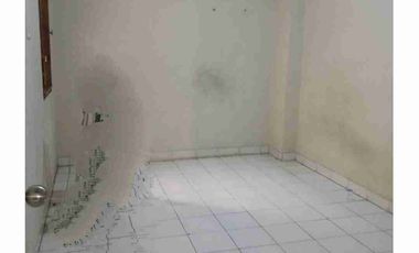 Disewakan rumah usaha lebar 6 jalan raya lebaar di kelapa gading jakut