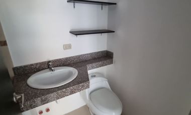 ¡Oportunidad! ¡Alquilo! Departamento 2 Dormitorios con baño/La Vista Towers, Seguridad!