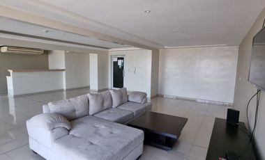 ¡Oportunidad! ¡Alquilo! Departamento 2 Dormitorios con baño/La Vista Towers, Seguridad!