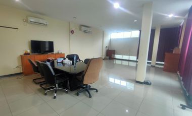 Disewakan Ruko Bagus di Kayu Putih JakTim