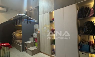 ANA RUMAH SEMI FURNISHED UK 6X22M DI JELAMBAR