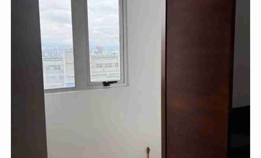 HERMOSO. DEPTO EN RENTA CITY TOWERS. BLACK. PISO 17