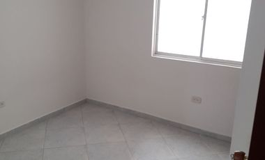 Se Arrienda apartamento duplex de 3 habitaciones