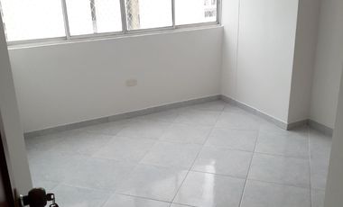 Se Arrienda apartamento duplex de 3 habitaciones