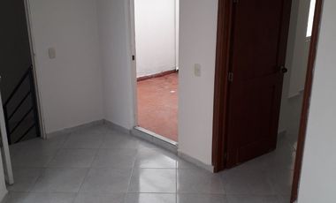 Se Arrienda apartamento duplex de 3 habitaciones