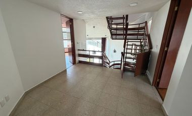 CASA EN VENTA AV CENTENARIO 2698 JARDIN CTO SERVICIO EN PRIVADA SEGURIDAD 3 RECAMARAS A 10 MIN DE SANTA FE