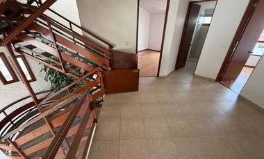 CASA EN VENTA AV CENTENARIO 2698 JARDIN CTO SERVICIO EN PRIVADA SEGURIDAD 3 RECAMARAS A 10 MIN DE SANTA FE