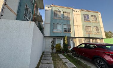 Casa remodelada en venta en Los Héroes Puebla | 4 recámaras | Patio social con asador | Privada