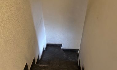 Casa remodelada en venta en Los Héroes Puebla | 4 recámaras | Patio social con asador | Privada