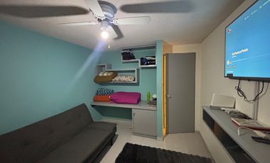 Casa remodelada en venta en Los Héroes Puebla | 4 recámaras | Patio social con asador | Privada