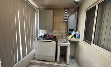 Casa remodelada en venta en Los Héroes Puebla | 4 recámaras | Patio social con asador | Privada