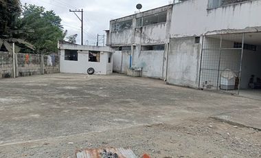 Alquiler de Locales Comerciales  en Zona comercial ... .. VIA A TONSUPA EN ZONA DE TRANS ESMERALDAS
